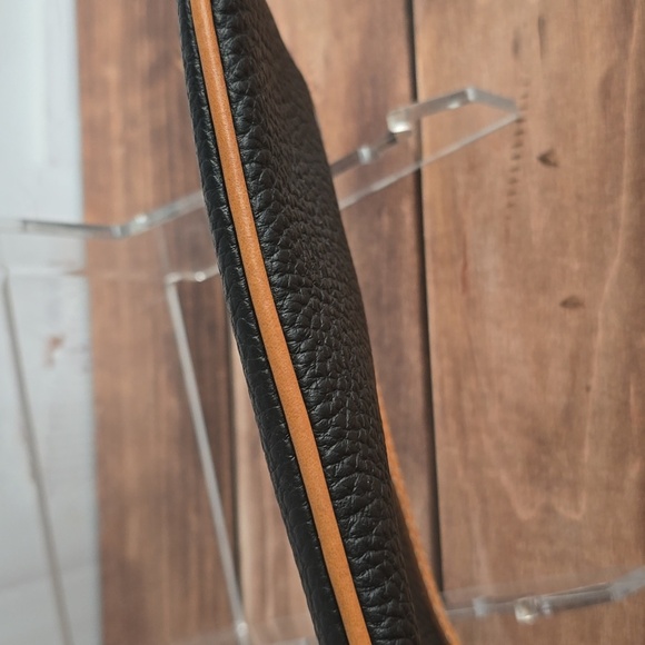 DOONEY & BOURKE PEBBLE GRAIN HANDBAG WRIST - Picture 8 of 9